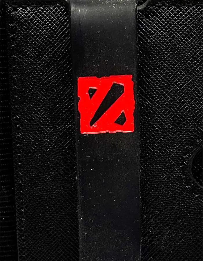valve_dota2_card_holder_01 Dota 2 Card Holder Wallet - Image 1